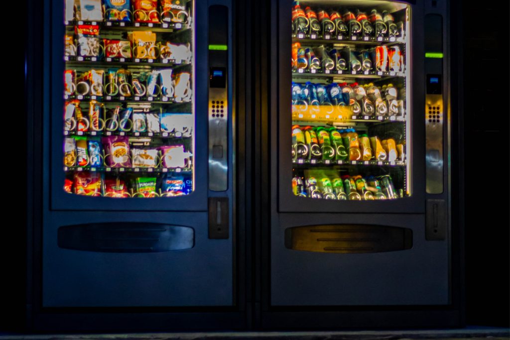 Cashless Payment Vending Machines Is the Future | TCN Vending